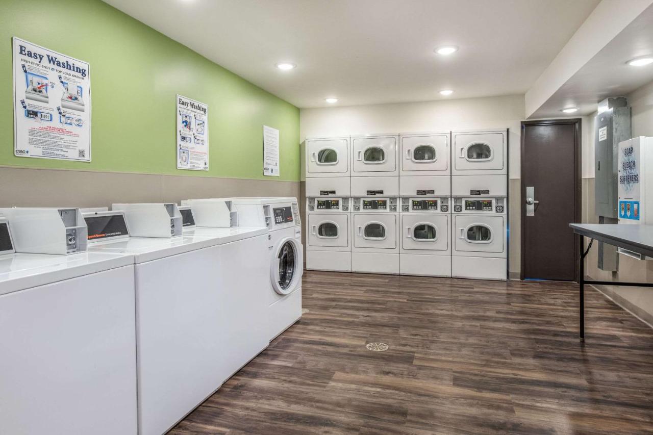 Woodspring Suites Greenville Haywood Mall Bagian luar foto